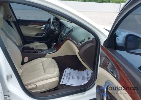 2016 Buick Regal Turbo из США, поврежденный, VIN 2G4GK5EX0G9151024